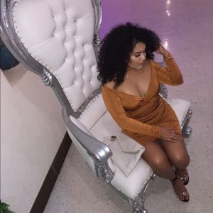 Meet your Posher, Diana